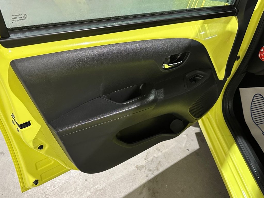 USED 2016 66 TOYOTA AYGO 1.0 VVT-i x-cite 3 Yellow Bi-Tone Hatchback 5dr Petrol Manual Euro 6 (68 ps) 