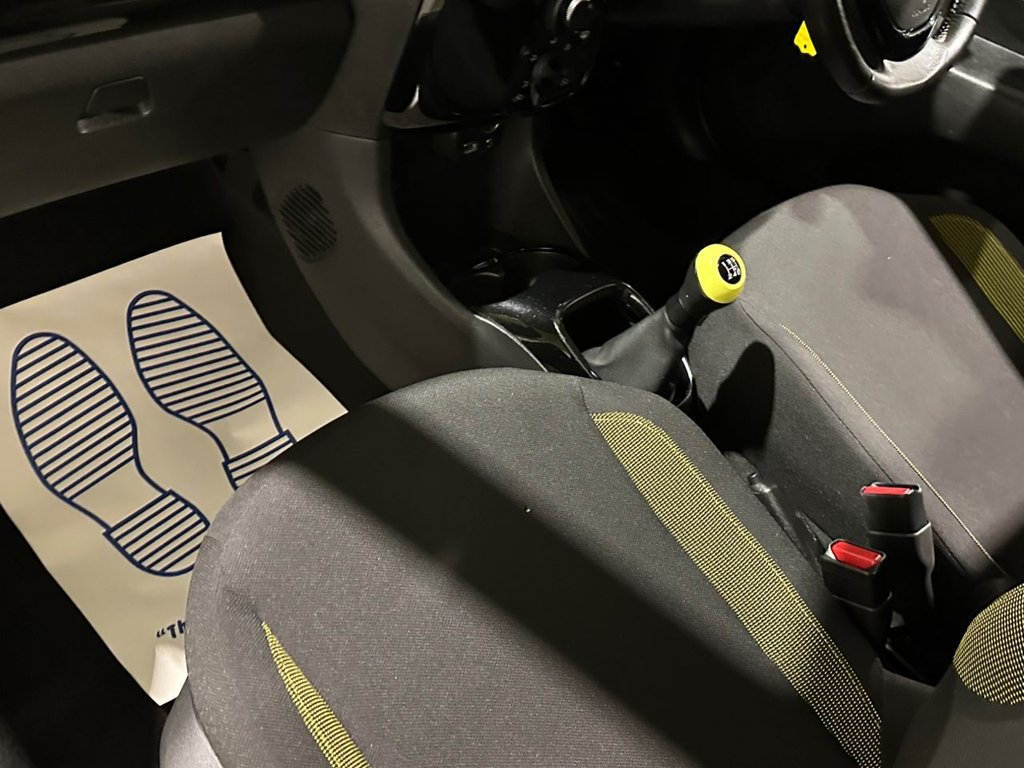USED 2016 66 TOYOTA AYGO 1.0 VVT-i x-cite 3 Yellow Bi-Tone Hatchback 5dr Petrol Manual Euro 6 (68 ps) 