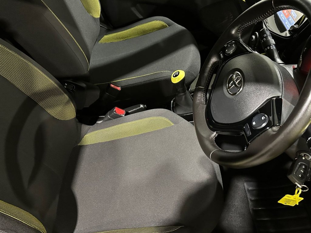USED 2016 66 TOYOTA AYGO 1.0 VVT-i x-cite 3 Yellow Bi-Tone Hatchback 5dr Petrol Manual Euro 6 (68 ps) 
