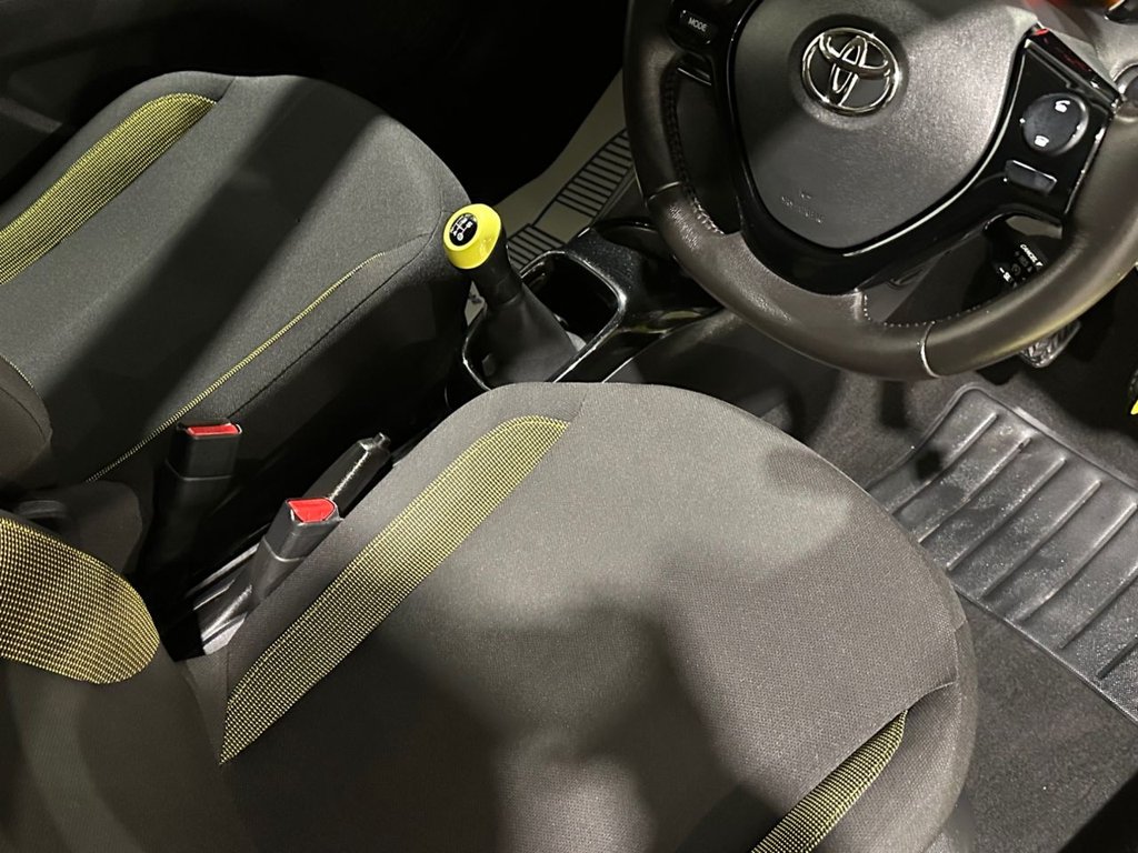 USED 2016 66 TOYOTA AYGO 1.0 VVT-i x-cite 3 Yellow Bi-Tone Hatchback 5dr Petrol Manual Euro 6 (68 ps) 