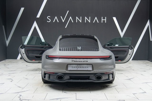 2022 PORSCHE 911 - Photo 12