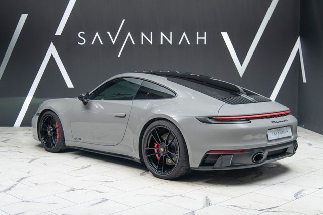 2022 PORSCHE 911 - Photo 10
