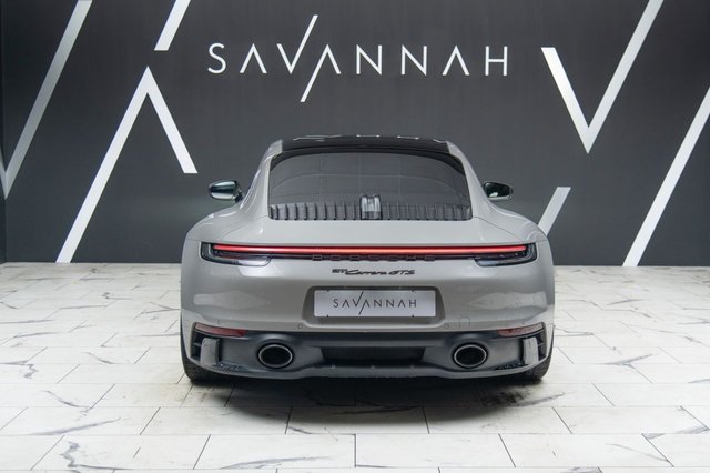 2022 PORSCHE 911 - Photo 11