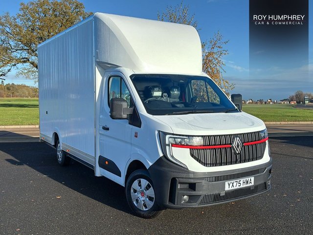 View our Renault Trucks Master LOW LOADER RED EDITION