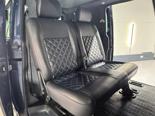 2015 VOLKSWAGEN TRANSPORTER T32 TDI KOMBI HIGHLINE 4 MOTION (2015) - Photo 12