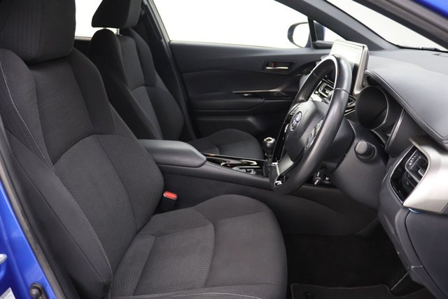 2019 Toyota C-HR 1.2L Design 5dr - Photo 12