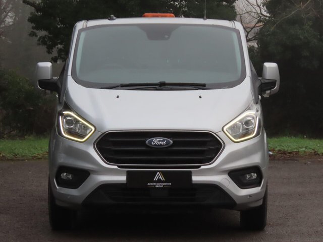 View our FORD TRANSIT CUSTOM