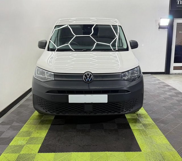 2021 VOLKSWAGEN CADDY - Photo 4