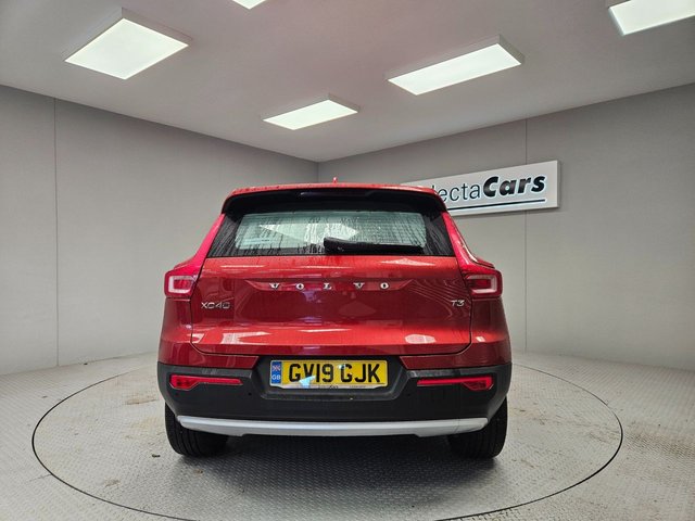 2019 VOLVO XC40 1.5 T3 Momentum SUV 5dr Petrol Manual Euro 6 (s/s) (156 ps) - Photo 12