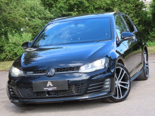 View our VOLKSWAGEN GOLF