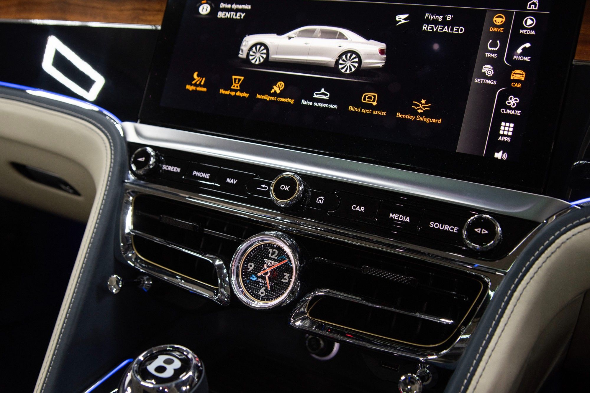 USED 2020 69 BENTLEY FLYING SPUR 6.0 W12 Saloon  