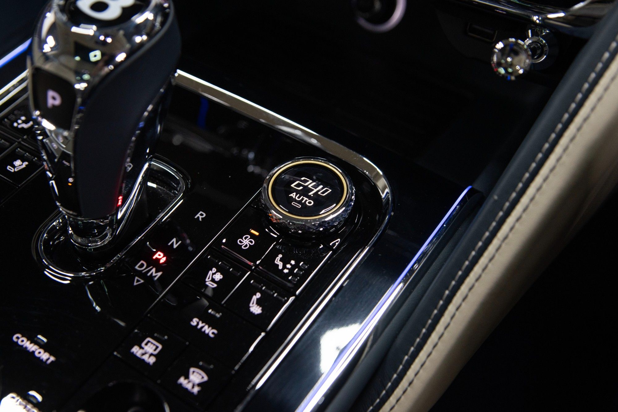 USED 2020 69 BENTLEY FLYING SPUR 6.0 W12 Saloon  