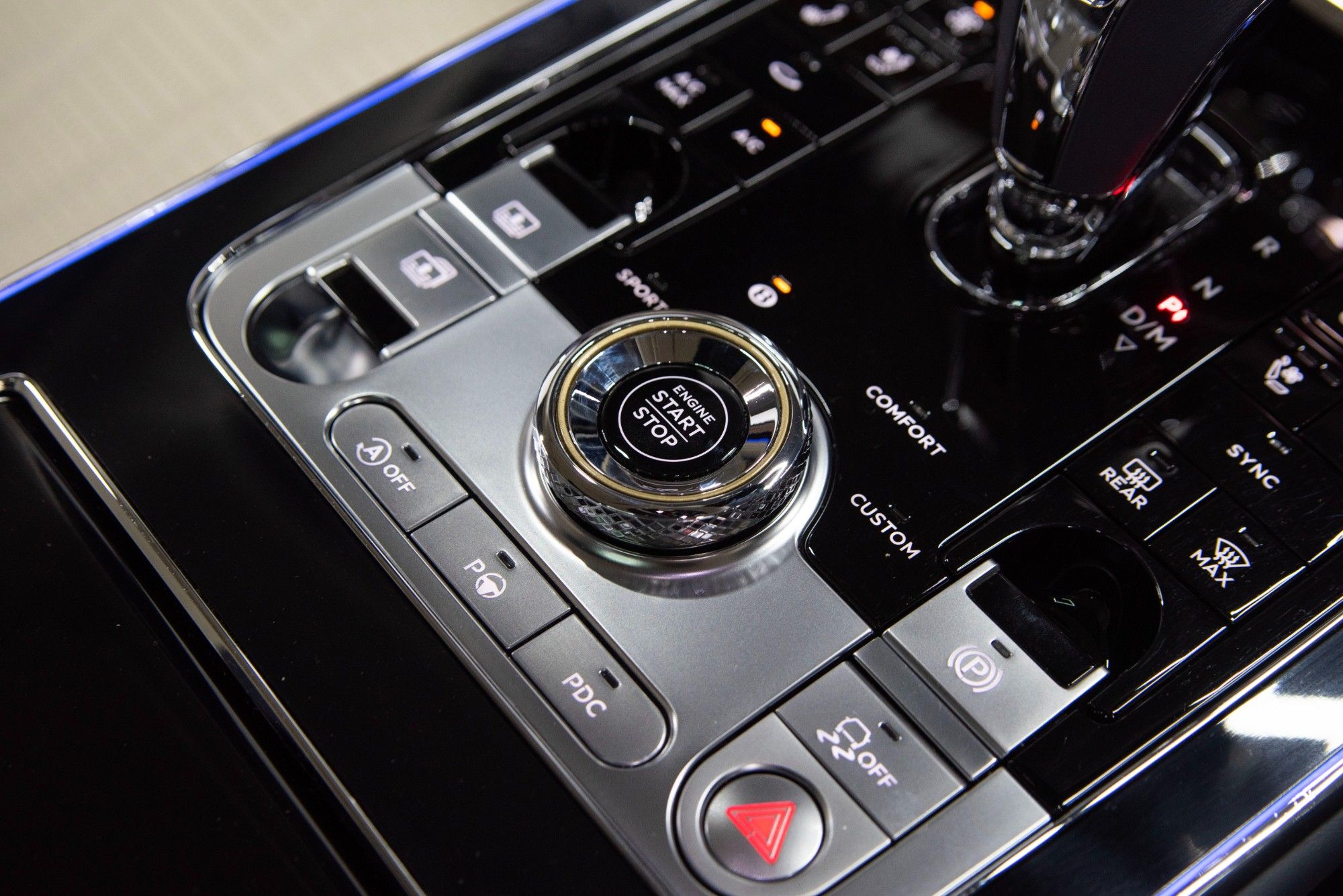 USED 2020 69 BENTLEY FLYING SPUR 6.0 W12 Saloon  
