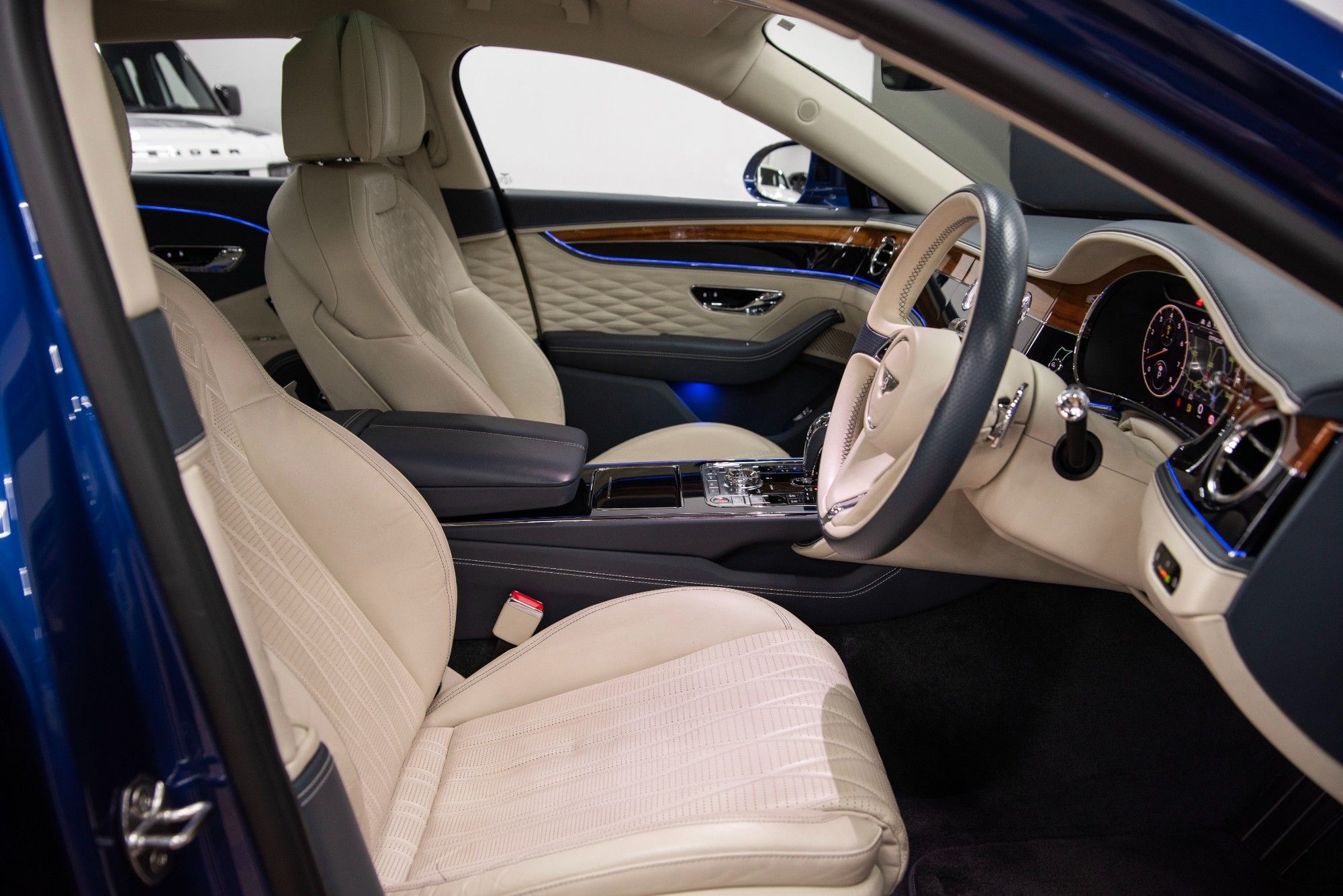 USED 2020 69 BENTLEY FLYING SPUR 6.0 W12 Saloon  