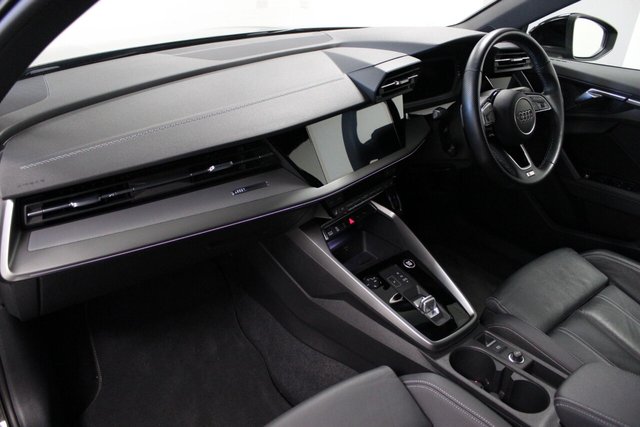 2021 AUDI A3 - Photo 10