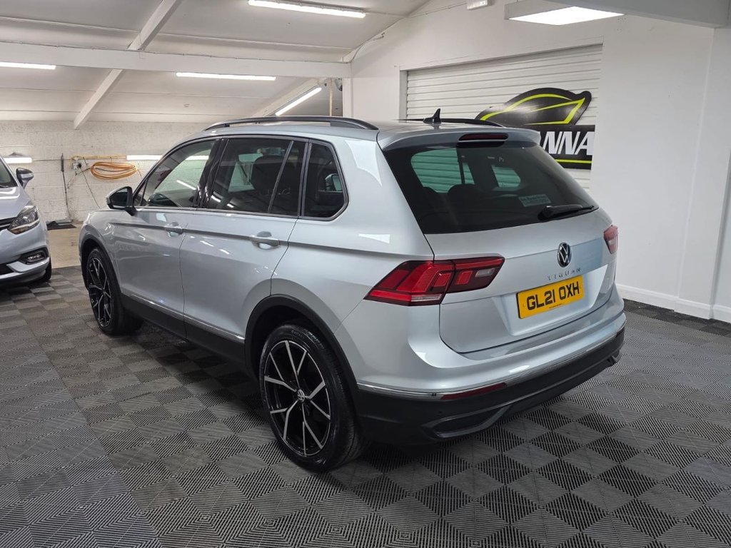 USED 2021 21 VOLKSWAGEN TIGUAN 2.0 TDI Life SUV 5dr Diesel Manual Euro 6 (s/s) (150 ps) Bluetooth - SatNav - Sensors!