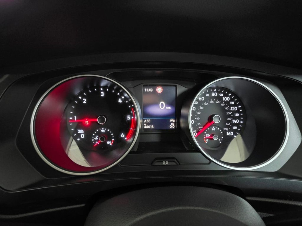 USED 2021 21 VOLKSWAGEN TIGUAN 2.0 TDI Life SUV 5dr Diesel Manual Euro 6 (s/s) (150 ps) Bluetooth - SatNav - Sensors!