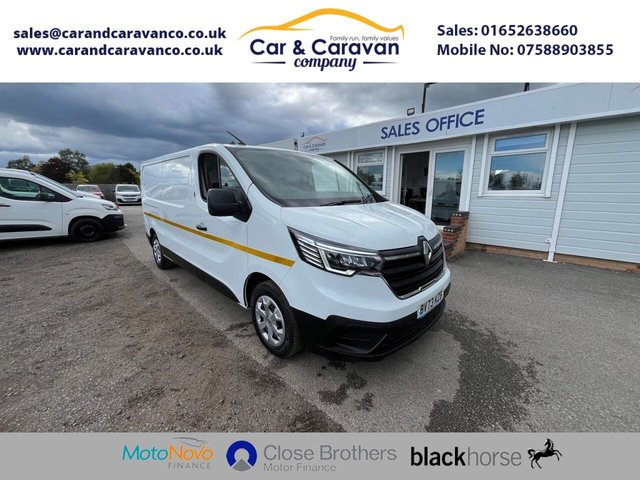 View our Renault Trucks Trafic   2.0 dCi Blue LL30 Business Panel Van 5dr Diesel Manual L2 H1 Euro 6 (s/s) (110 ps)