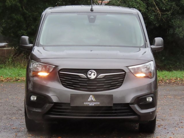 2018 VAUXHALL COMBO LIFE - Photo 2