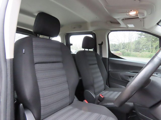 2018 VAUXHALL COMBO LIFE - Photo 9