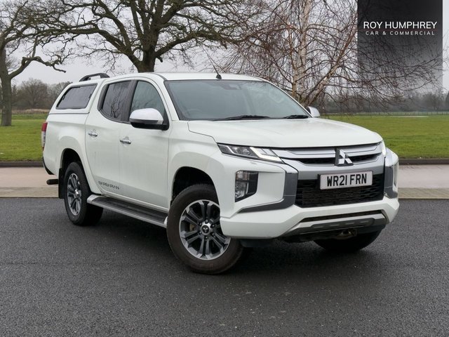 View our Mitsubishi L200 2.2 DI-D DC Barbarian Pickup Double Cab 4dr Diesel Manual 4WD Euro 6 (s/s) (150 ps)