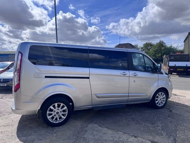 2020 FORD TOURNEO CUSTOM - Photo 7