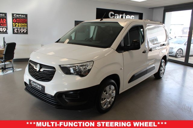 2021 Vauxhall Combo 1.5L Dynamic 4dr - Photo 4