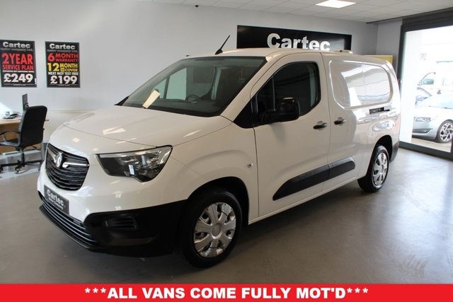 2021 Vauxhall Combo 1.5L Dynamic 4dr - Photo 12
