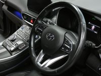 USED 2022 72 HYUNDAI SANTA FE 1.6 h T-GDi Premium SUV 5dr Petrol Hybrid Auto Euro 6 (s/s) (230 ps) STUNNING EXAMPLE BIG SPEC 7 SEATS SAT NAV LEATHER CAMERA CRUISE PARKING SENSORS FSH 1 OWNER HYUNDAI WARRANTY TILL NOV 2027