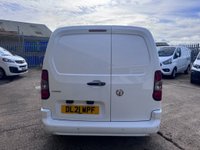 USED 2021 21 VAUXHALL COMBO 1.5 Turbo D 2300 Sportive Panel Van 4dr Diesel Manual L2 H1 Euro 6 (100 ps) 1 owner from new F.S.H