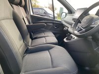 USED 2025 75 RENAULT TRAFIC LL30 EXTRA SPORT 6 SEAT DOUBLE CAB VAN L2 LWB 2.0 DCI 150PS New / Pre Reg With Delivery Miles, 3 Yr / 100k Warranty Top Of Range Model With Air Con, Media Screen, Sat Nav, Rear Camera, Alloy Wheels And Much More!
