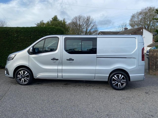 2025 RENAULT TRAFIC - Photo 6