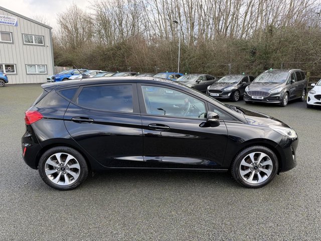 2020 Ford Fiesta 1L Trend 5dr - Photo 2