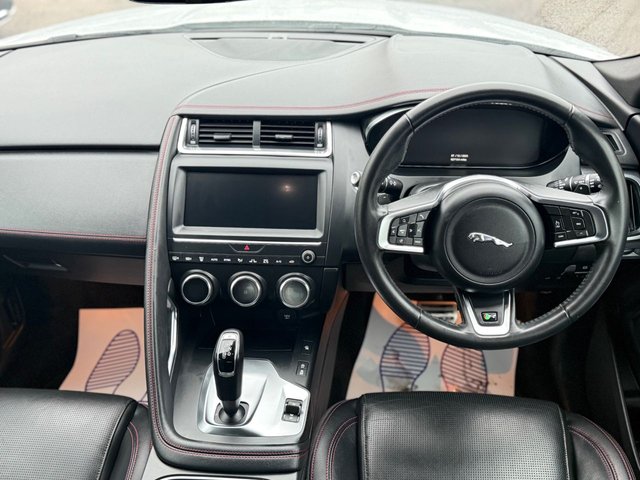 2020 JAGUAR E-PACE - Photo 12