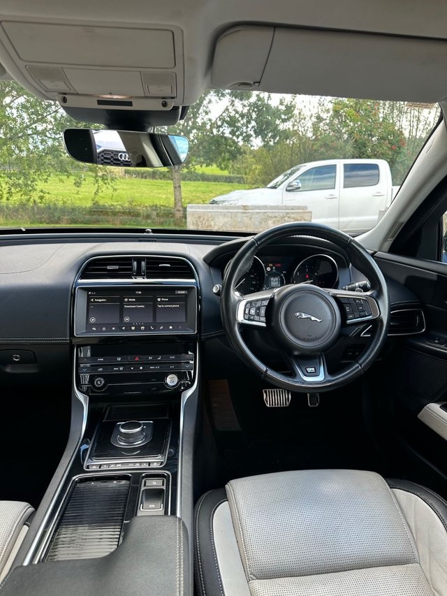 2018 JAGUAR XE 2018 2.0d R-Sport Saloon 4dr Diesel Auto Euro 6 (s/s) (180 ps) - Photo 7
