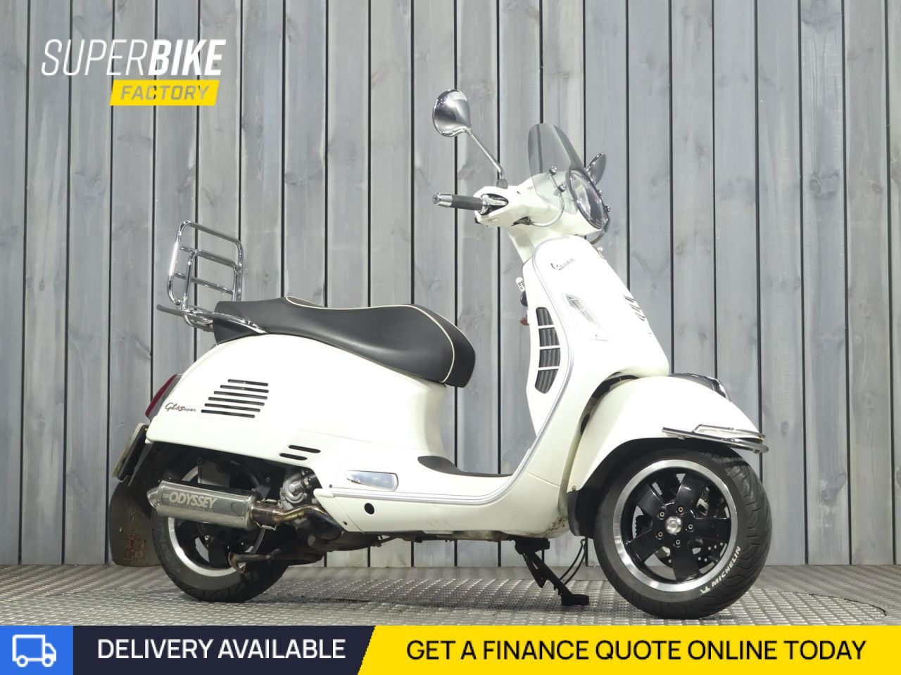 PIAGGIO VESPA GTS 300VESPA GTS 300