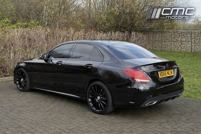 2016 MERCEDES-BENZ C-CLASS 2.1 C220d AMG Line (Premium) Saloon 4dr Diesel 7G-Tronic+ Euro 6 (s/s) (170 ps) - Photo 4