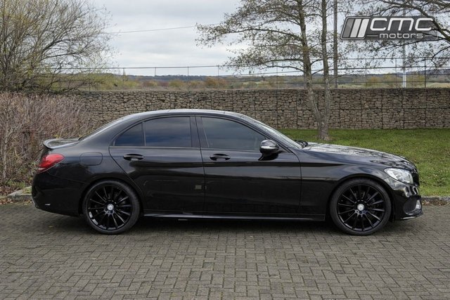 2016 MERCEDES-BENZ C-CLASS 2.1 C220d AMG Line (Premium) Saloon 4dr Diesel 7G-Tronic+ Euro 6 (s/s) (170 ps) - Photo 12