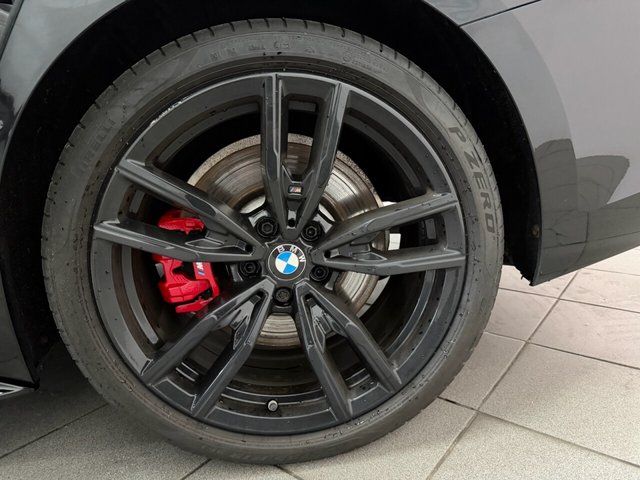 2022 BMW 3 Series - Photo 12