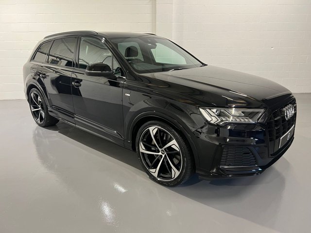 View our AUDI Q7