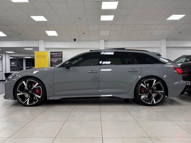2022 AUDI RS6 AVANT - Photo 7