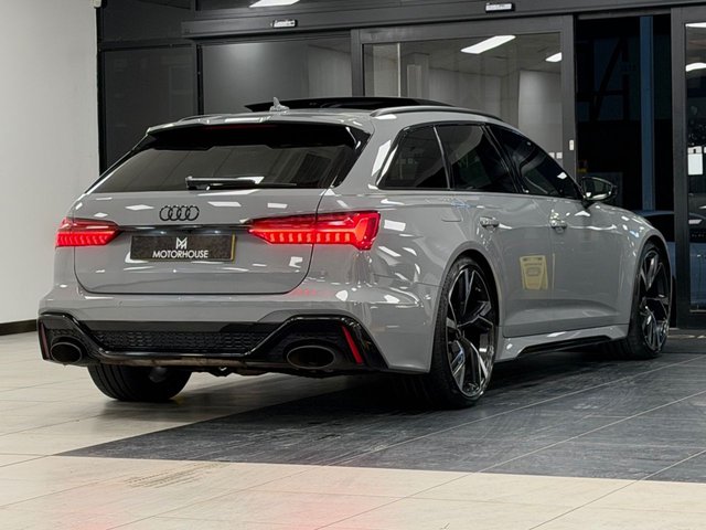 2022 AUDI RS6 AVANT - Photo 10
