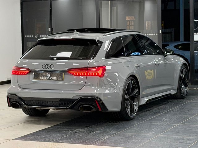 2022 AUDI RS6 AVANT - Photo 3