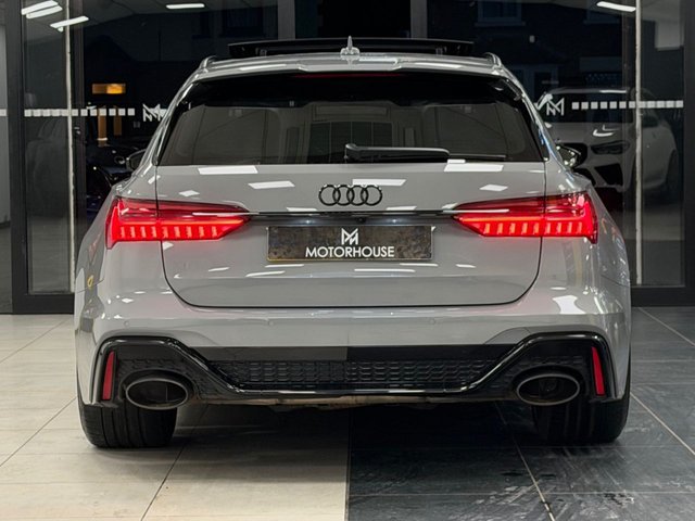 2022 AUDI RS6 AVANT - Photo 9