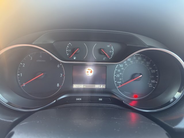 2019 Vauxhall Grandland X - Photo 11