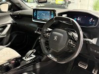 USED 2021 71 PEUGEOT E-2008 50kWh GT Premium SUV 5dr Electric Auto (136 ps) 3D I-COCKPIT+F/R SENS+CAR PLAY