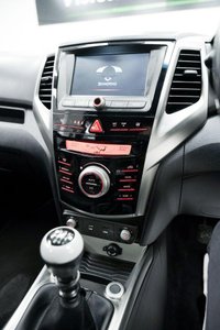 USED 2016 16 SSANGYONG TIVOLI 1.6 e-XGi EX Euro 6 (s/s) 5dr 9 Stamp Service History