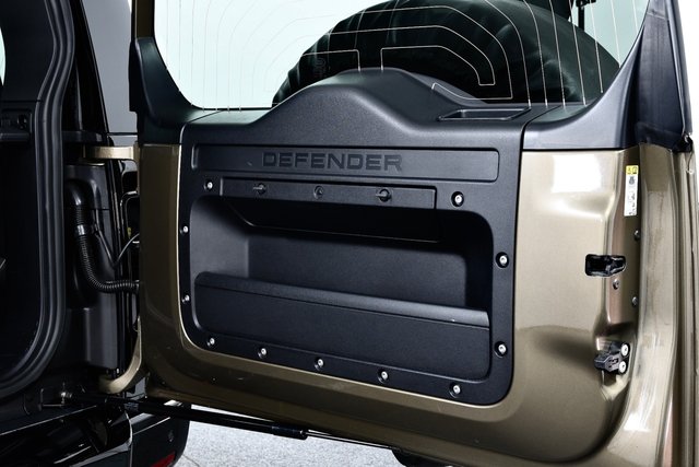 USED 2024 24 LAND ROVER DEFENDER 110 3.0 D300 MHEV X-Dynamic HSE SUV 5dr Diesel Auto 4WD Euro 6 (s/s) (300 ps) URBAN W/Track | Air/Pan/7Seats