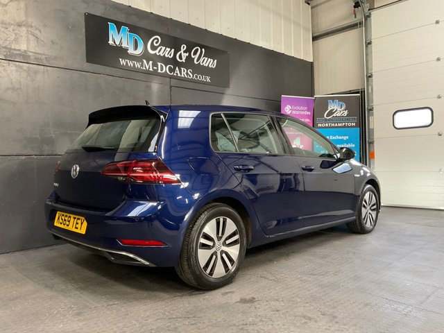 2019 VOLKSWAGEN E-GOLF 35.8kWh e-Golf Hatchback 5dr Electric Auto (136 ps) - Photo 8