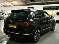 USED 2020 70 VOLKSWAGEN TIGUAN 2.0 TDI R-Line Tech SUV 5dr Diesel DSG Euro 6 (s/s) (150 ps) PAN ROOF+SATNAV+20"S+CARPLAY